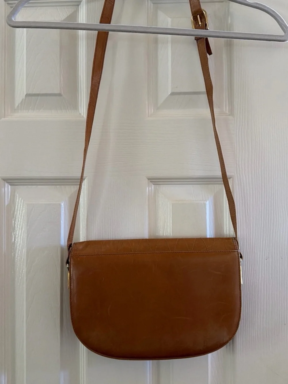 Quilted Tan Crossbody Shoulder Bag - Classic Women's Purse